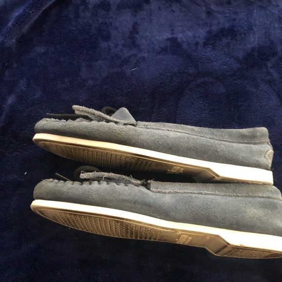 Minnetonka Blue Suede Thunderbird Beaded Boat Moccasins - Size 8 - Picture 4 of 8